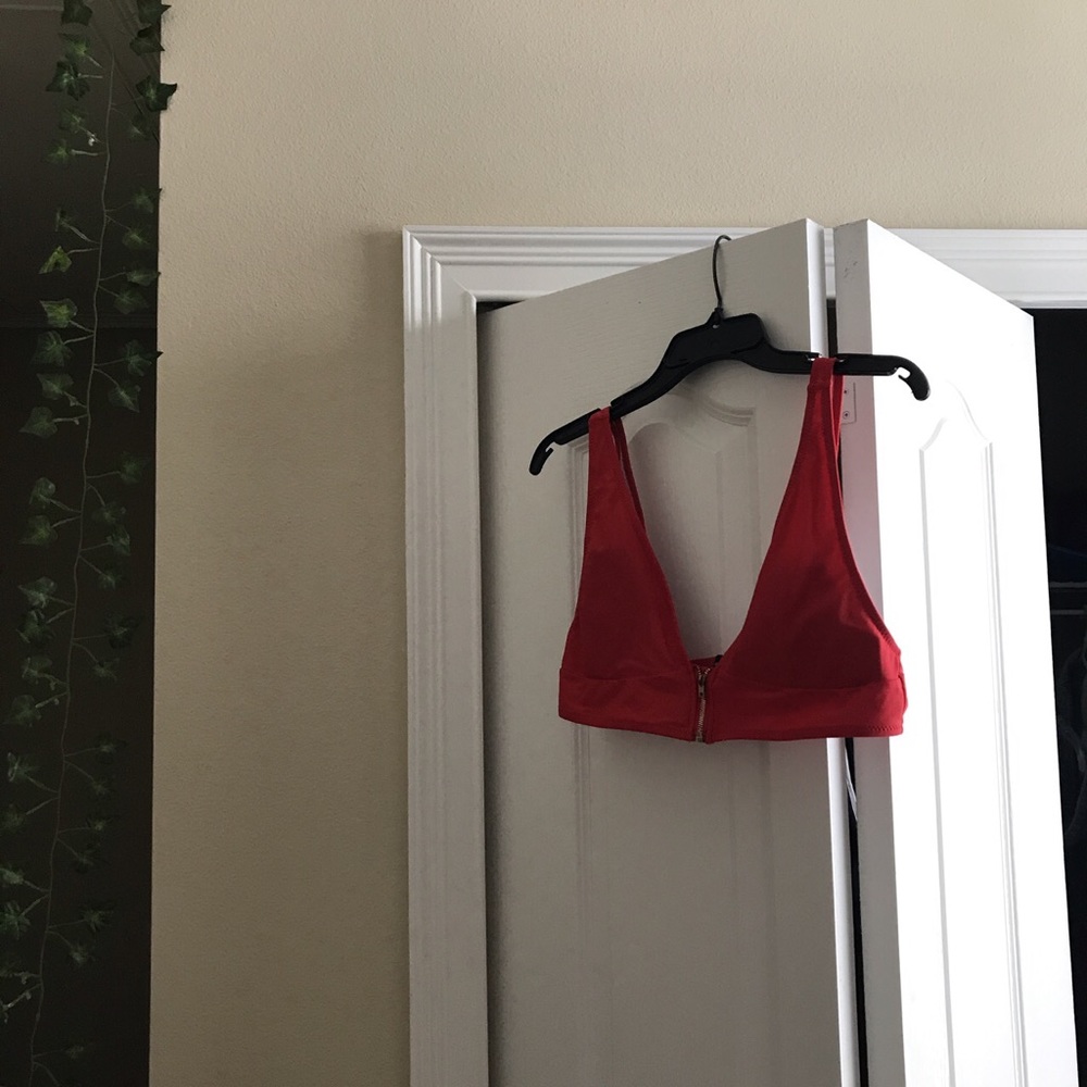 prettylittlething zip down top